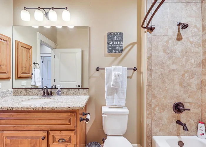 Dom wakacyjny Ultimate Havasu Escape: Spacious 4br 2 King Lake Havasu City