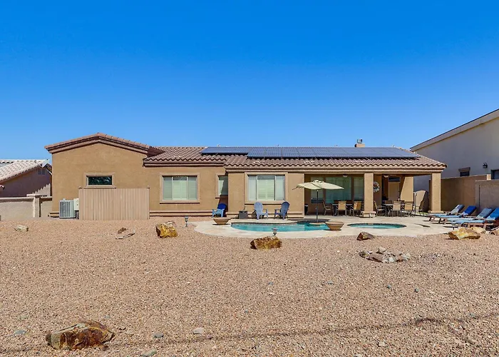 Ultimate Havasu Escape: Spacious 4br 2 King Lake Havasu City